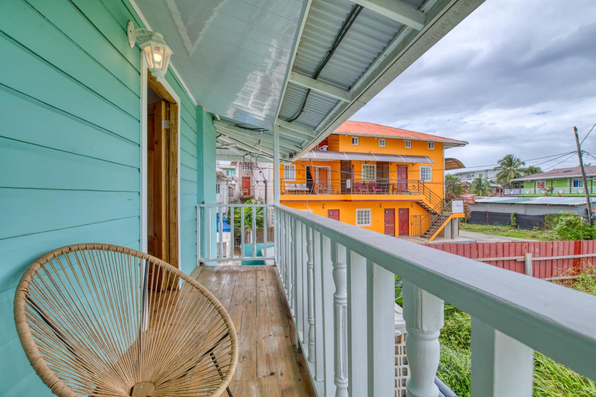 Bambuda Bocas Town ภายนอก รูปภาพ
